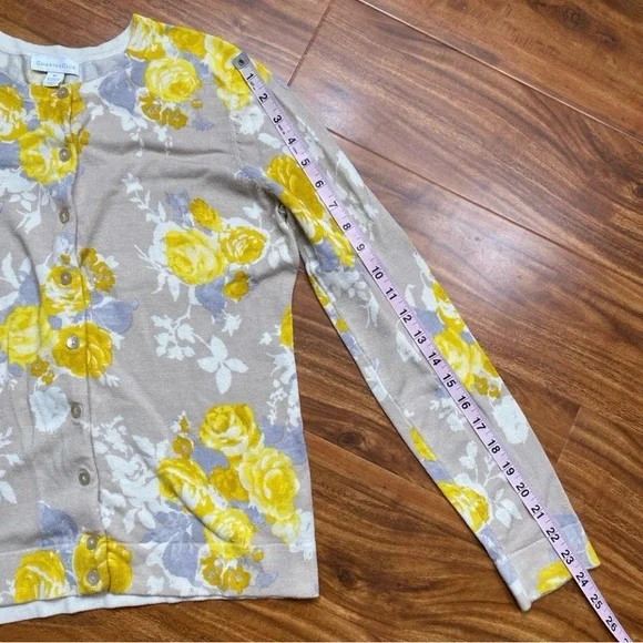 Charter Club Women's Tan Golden Watercolor Floral Soft Button Cardigan Size M - Picture 15 of 15